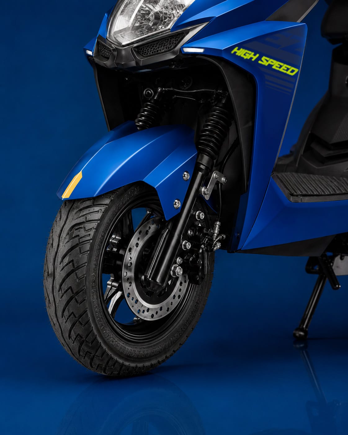 Front disc brake and telescopic suspension on the Mercury EZ Highspeed electric scooter